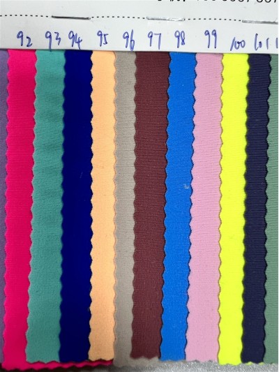 DG-BT 再生錦綸啞光萊卡 成分：82%再生錦綸 18%氨綸  克重：180g/㎡ 幅寬150CM 細節-10